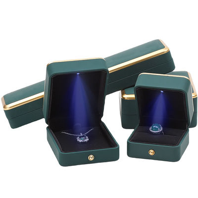 OEM Rectángulo LED caja de joyas Eco Friendly para brazalete collar de pendientes anillo de embalaje