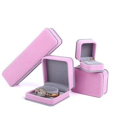 comprar Caja de embalaje de joyas de terciopelo rosa personalizada para brazalete collar anillo de doble capa online manufacture