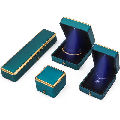 Brazalete Collar Anillo de oreja Caja de joyas con organizador de lujo ligero Pavo azul