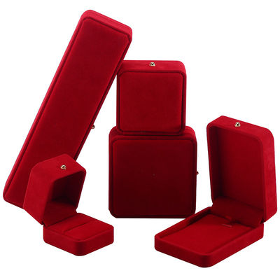 Caja de embalaje de joyas de terciopelo rojo para collar brazalete de auriculares de punta anillo logotipo personalizado