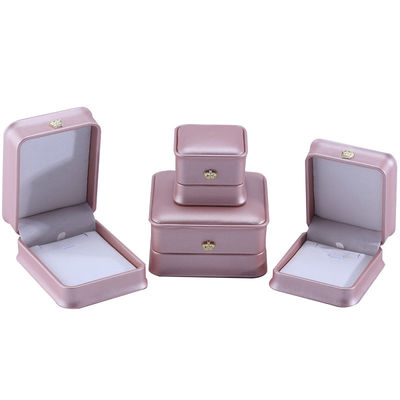 Lujo de la corona de oro diseño de pieles de joyería de PU caja de paquete para el anillo de collar de pulsera