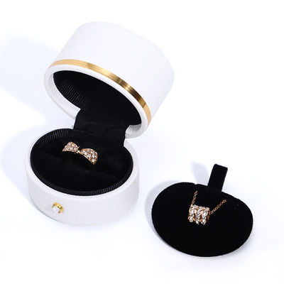 comprar Caja de joyería de cuero de PU blanco de tamaño personalizado para viajes pequeños portátil y funcional online manufacture