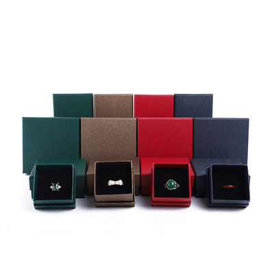 Fabricación al por mayor Caja de joyería de lujo personalizada de alta gama Collar Brazalete Aretes Anillo conjunto de joyas Embalaje tapa de papel de cartón y base Caja de joyas con logotipo