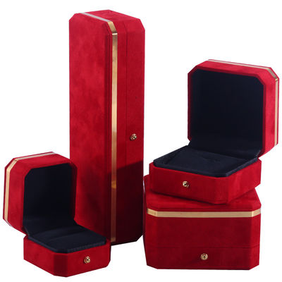 comprar Fabricación al por mayor Collar Anillo Joyería Conjunto de embalaje Caja de joyería Caja de regalo de joyería Logotipo personalizado Rojo de terciopelo Caja de joyería con borde dorado online manufacture