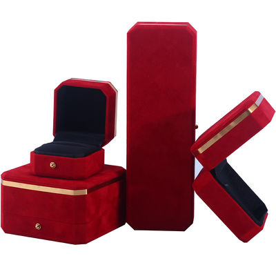 Fabricación al por mayor Collar Anillo Joyería Conjunto de embalaje Caja de joyería Caja de regalo de joyería Logotipo personalizado Rojo de terciopelo Caja de joyería con borde dorado