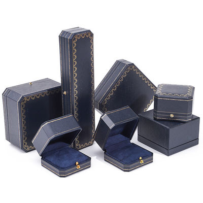 Logotipo personalizado paquete de joyas hecha a mano caja de papel cuadrada azul para lujo caja de anillo de plástico