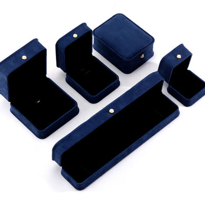 Material de terciopelo caja de joyas hecha a mano para pulseras pendientes collar de perla cerradura