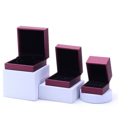 Caja de embalaje de joyas de terciopelo de lujo con cuero PU púrpura de Hanhong