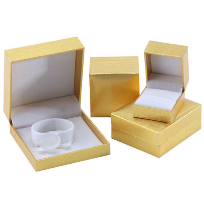 Fabricación al por mayor Caja de joyería de lujo personalizada de alta gama Collar Brazalete Aretes Anillo conjunto de joyas Embalaje de cartón papel de papel amarillo caja de joyas con logotipo