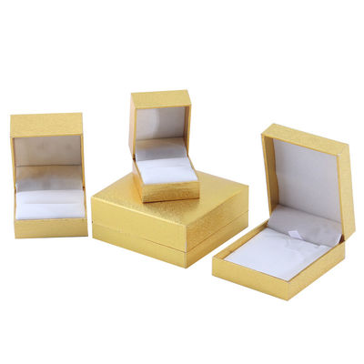 Fabricación al por mayor Caja de joyería de lujo personalizada de alta gama Collar Brazalete Aretes Anillo conjunto de joyas Embalaje de cartón papel de papel amarillo caja de joyas con logotipo
