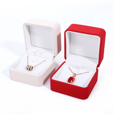comprar Caja de collar de cuero de PU personalizada para embalaje de joyas de lujo personalizado online manufacture
