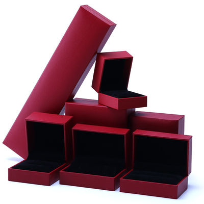 OEM caja de joyería de papel rojo conjunto de revestimiento de terciopelo caja de embalaje de joyería personalizada