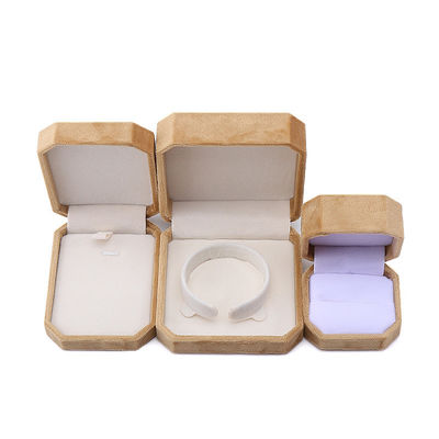 Caja de joyas de forma octogonal amarilla para collar con anillo de pulsera
