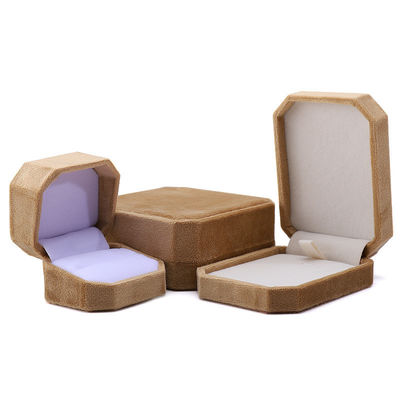 Caja de joyas de forma octogonal amarilla para collar con anillo de pulsera