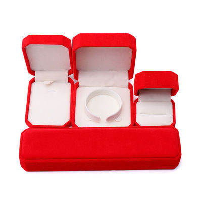 Paquete de joyas Flanilla roja de tamaño personalizado Caja para collar Brazalete y anillo