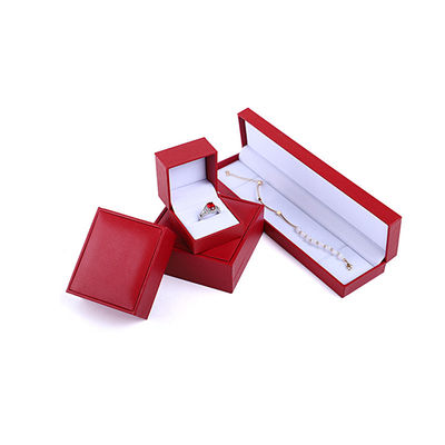 Caja de cartón para joyas Embalaje para collar Brazalete Anillo de orejas Tamaño 6.5x6cm