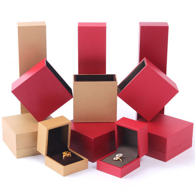 Caja de embalaje de joyas de papel con logotipo personalizado para collar de pulsera Almacenamiento 5.5*4.5*3.5