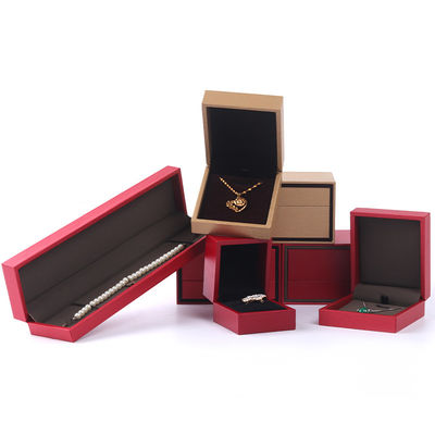 Caja de embalaje de joyas de papel con logotipo personalizado para collar de pulsera Almacenamiento 5.5*4.5*3.5