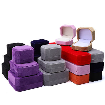 Caja de joyas de terciopelo de forma octogonal para collar de marca personalizada Brazalete y anillo