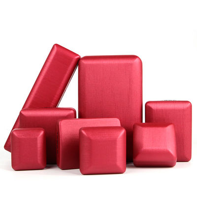 Caja de joyería de cuero PU rojo para anillos y conjuntos de material de hierro de diseño Hanhong personalizado