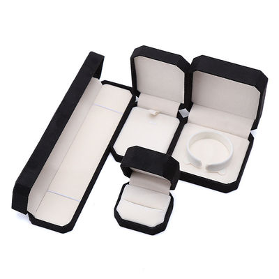 Personalización Rectángulo Negro Flannelette Caja de joyas para collares Brazaletes y anillos