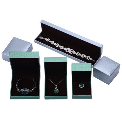 Caja de visualización de joyas de papel verde, brazalete colgante collar anillo de joyería embalaje