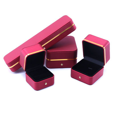 Caja de joyas de cuero de grado rojo para el estilo más nuevo brazalete rectángulo collar Reloj regalo