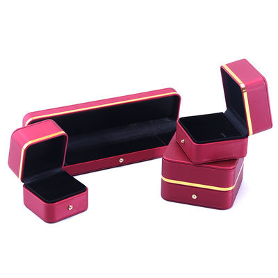 Caja de joyas de cuero de grado rojo para el estilo más nuevo brazalete rectángulo collar Reloj regalo
