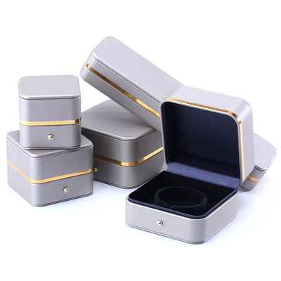 Embossing Logotipo Hanhong caja de joyería de cuero personalizada para brazalete de grado collar de reloj