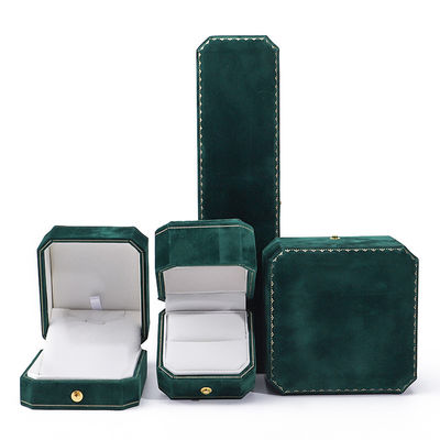 Logotipo personalizado Caja de joyería de terciopelo verde para pendientes de pendientes Brazalete Collar de anillo