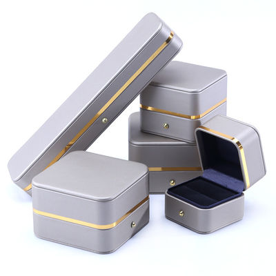 Embossing Logotipo Hanhong caja de joyería de cuero personalizada para brazalete de grado collar de reloj