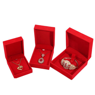 comprar Revestimiento de terciopelo rojo de lujo caja de joyería de madera embalaje tamaño de logotipo personalizado online manufacture