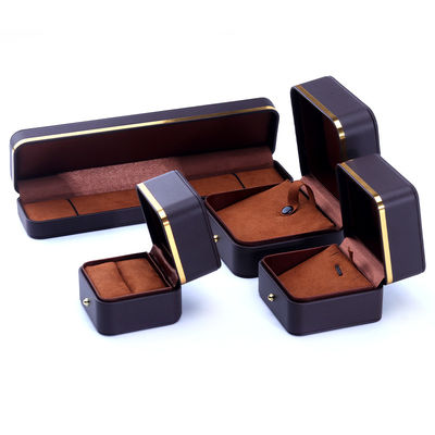 comprar Caja de embalaje de joyas de cuero de estilo café para pendientes de perros collar Reloj y anillo online manufacture