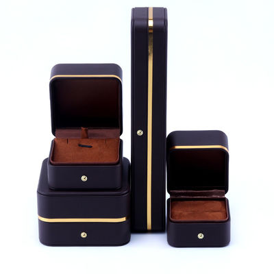 Caja de embalaje de joyas de cuero de estilo café para pendientes de perros collar Reloj y anillo
