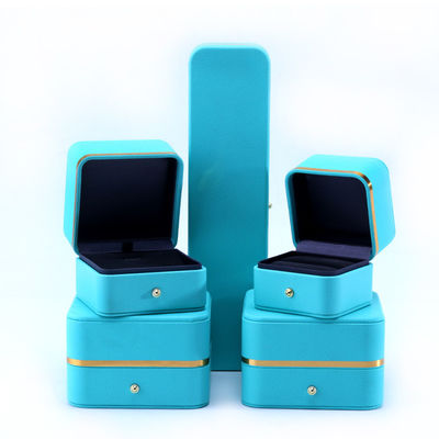 Caja de embalaje de joyas de cuero de PU de grado rectángulo para brazalete collar de reloj y anillo