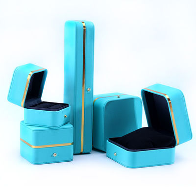 Caja de embalaje de joyas de cuero de PU de grado rectángulo para brazalete collar de reloj y anillo