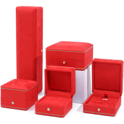 comprar Más reciente estilo tamaño personalizado caja de embalaje de joyas de terciopelo para anillo de collar de pulsera online manufacture