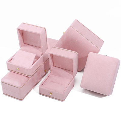 Caja de joyas de color rosa rectangular para embalaje de logotipos personalizados de pulseras collares y anillos