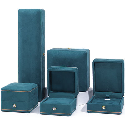 Fabricación al por mayor Caja de joyería de lujo personalizada de alta calidad Collar Brazalete Aretes Anillo conjunto de joyas Embalaje Caja de joyas azul terciopelo con logotipo