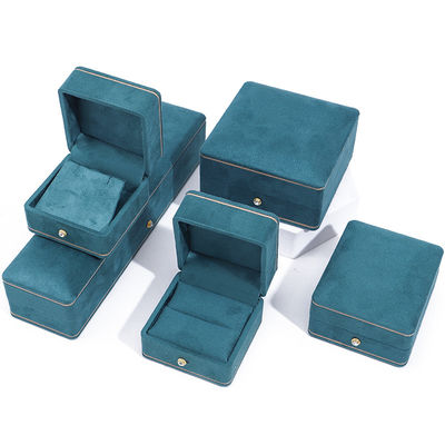 Fabricación al por mayor Caja de joyería de lujo personalizada de alta calidad Collar Brazalete Aretes Anillo conjunto de joyas Embalaje Caja de joyas azul terciopelo con logotipo
