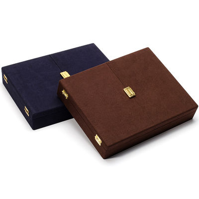 Embalaje de lujo Caja de joyería de microfibra para anillos Orecillos de rodillo Brazalete y collar