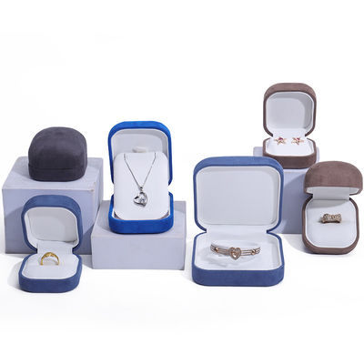 Caja de joyas de material de terciopelo para collar de lujo personalizado con anillos de orejas Caja de almacenamiento