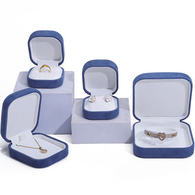 Caja de joyas de material de terciopelo para collar de lujo personalizado con anillos de orejas Caja de almacenamiento