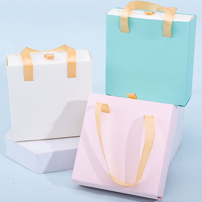 Discreto cartón papel joyería caja de embalaje de regalo con bolsa para el almacenamiento