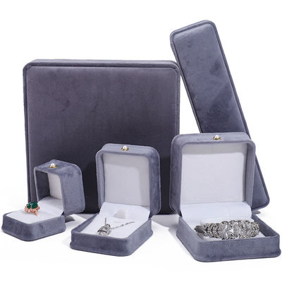 Caja de anillos de terciopelo de esquina redonda de joyería de lujo Envasado de caja para pendientes de orejas