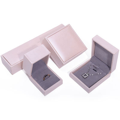 Pink Soft Touch Joyería de cuero falso de lujo Embalaje de almacenamiento de terciopelo