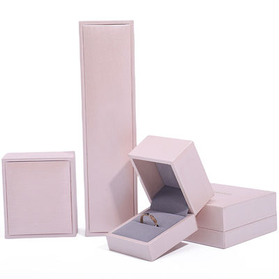 Pink Soft Touch Joyería de cuero falso de lujo Embalaje de almacenamiento de terciopelo