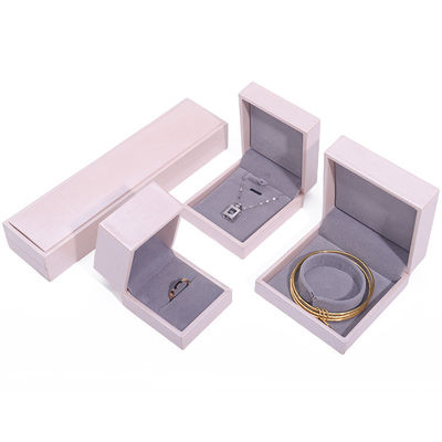 Pink Soft Touch Joyería de cuero falso de lujo Embalaje de almacenamiento de terciopelo