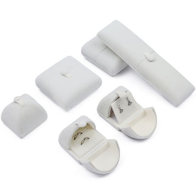 Caja de regalo de joyas de terciopelo blanco exquisito de lujo caja de embalaje para colgante de anillo