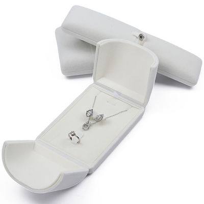 Caja de regalo de joyas de terciopelo blanco exquisito de lujo caja de embalaje para colgante de anillo